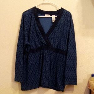 Liz & Co. Blue and Black Women's Top